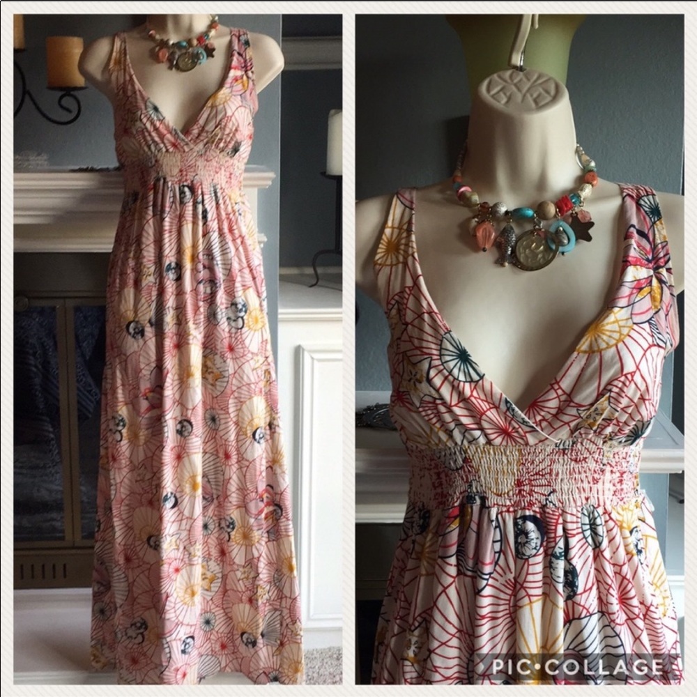 Beautiful 🌸 Mimi Chica 🐚 maxi Dress XS/S
